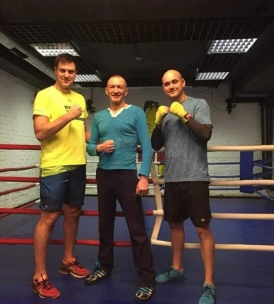 Тренировки по боксу групповые Клуб единоборств "Груша" (разовая тренировка) - купить в Кальяле